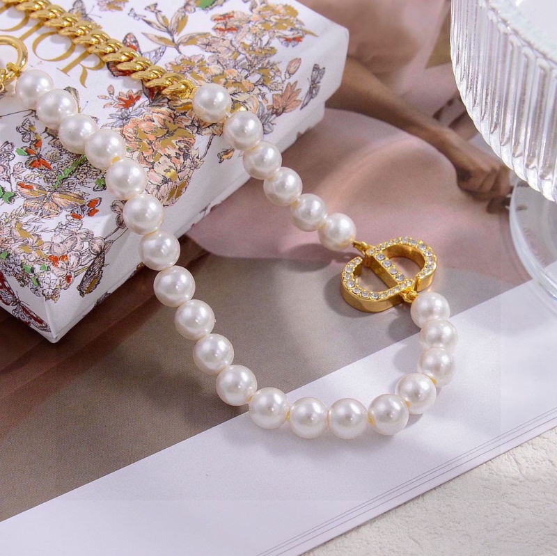 chr1st1an D10r necklaces